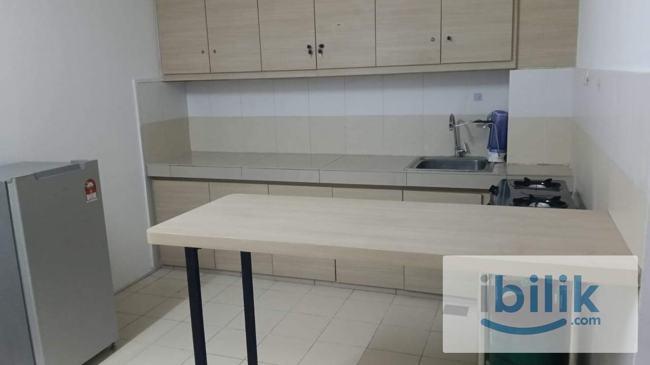 Middle room  - Image 4