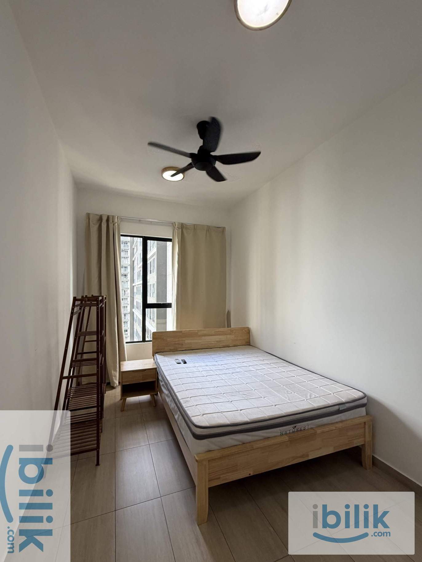 *Taman Desa* Room for short rent (3months) - Image 2
