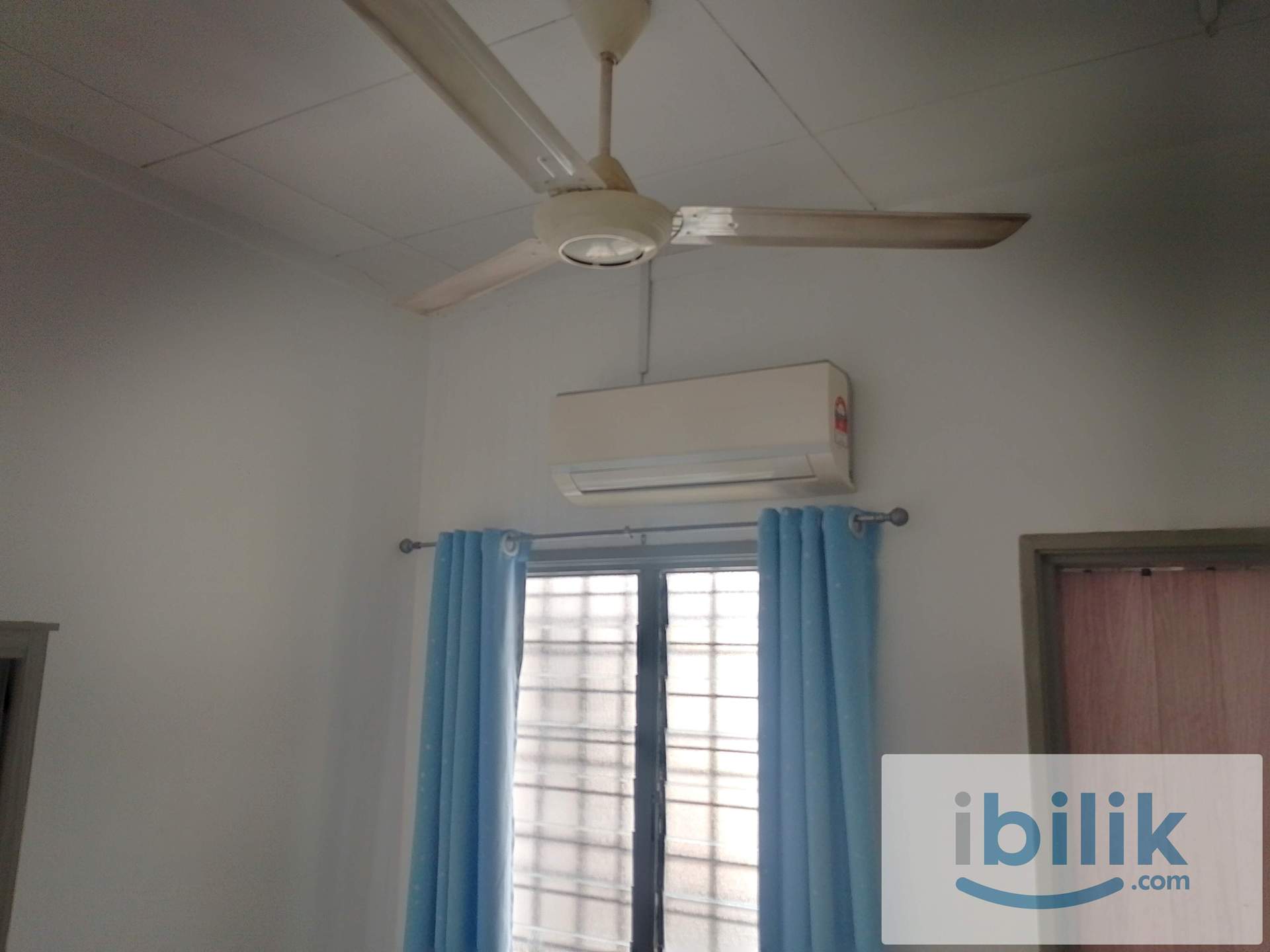 (Pet Friendly House) Co-Living Landed House Single Room at Putra Bahagia c/w Attached Bathroom and Aircond - Image 4