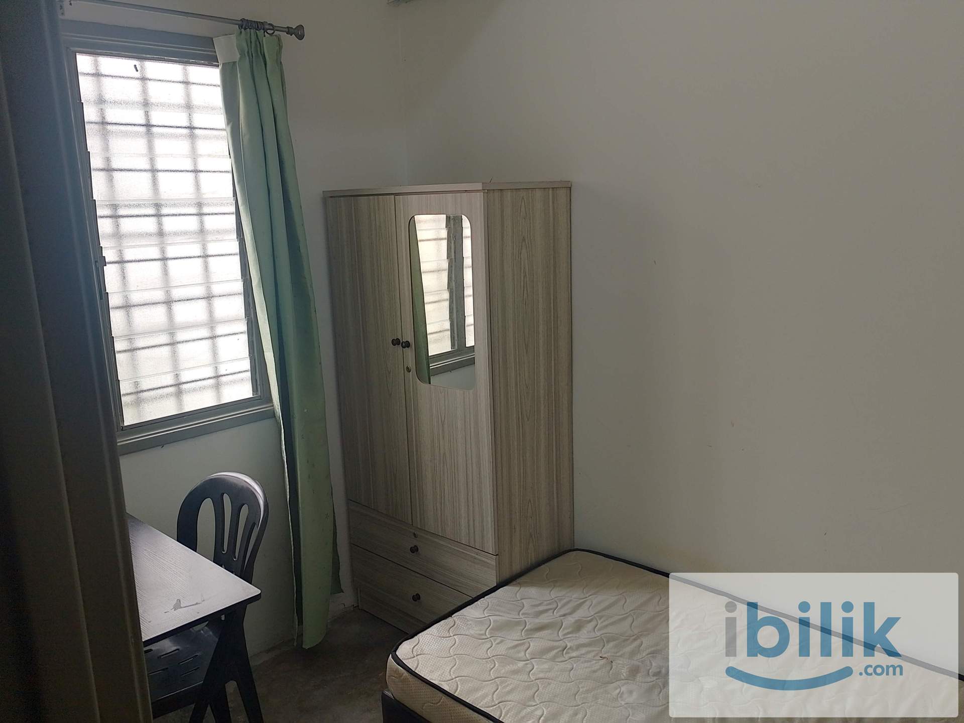 (Pet Friendly House) Co-Living Landed House Single Room at Putra Bahagia c/w Aircond - Image 2