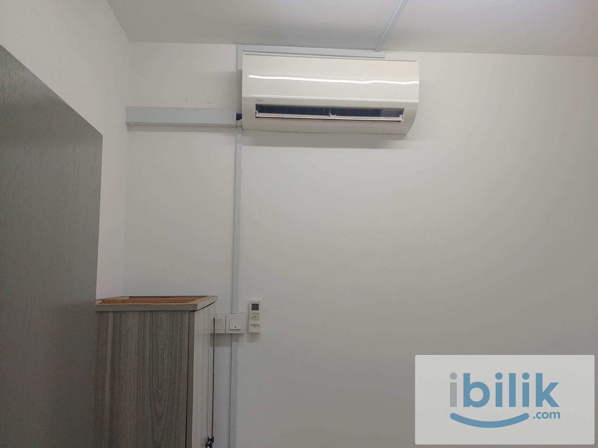 (Pet Friendly House) Co-Living Landed House Single Room at Putra Bahagia c/w Aircond - Image 4