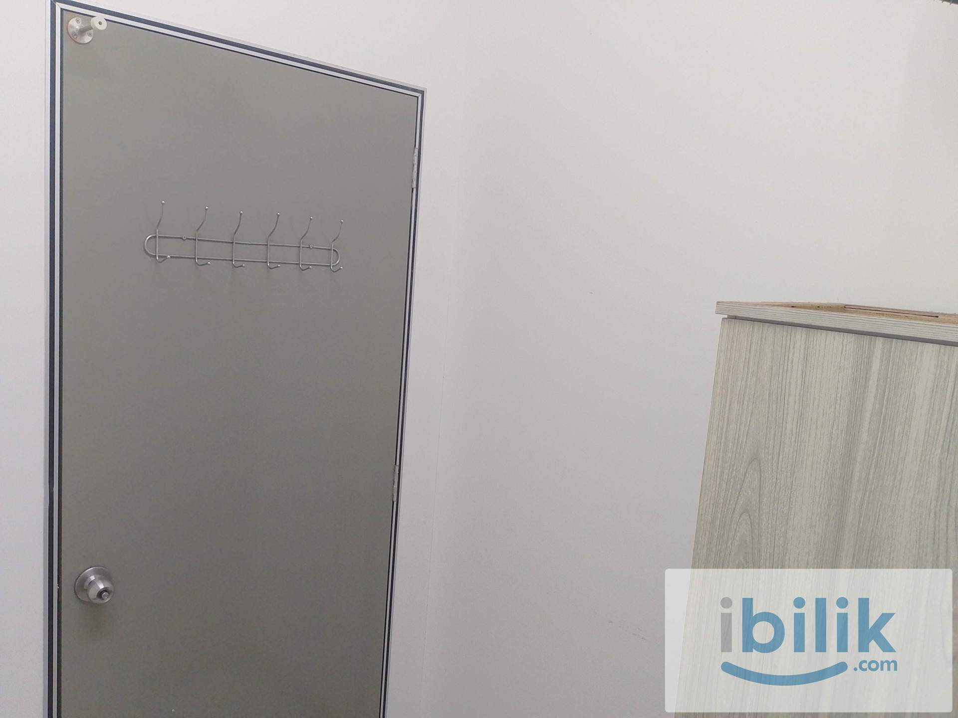 (Pet Friendly House) Co-Living Landed House Single Room at Putra Bahagia c/w Aircond - Image 9