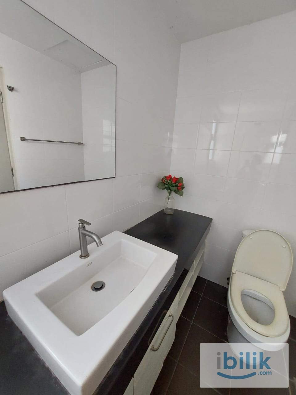 Master bedroom Covillea Condominium Bukit Jalil - Image 6