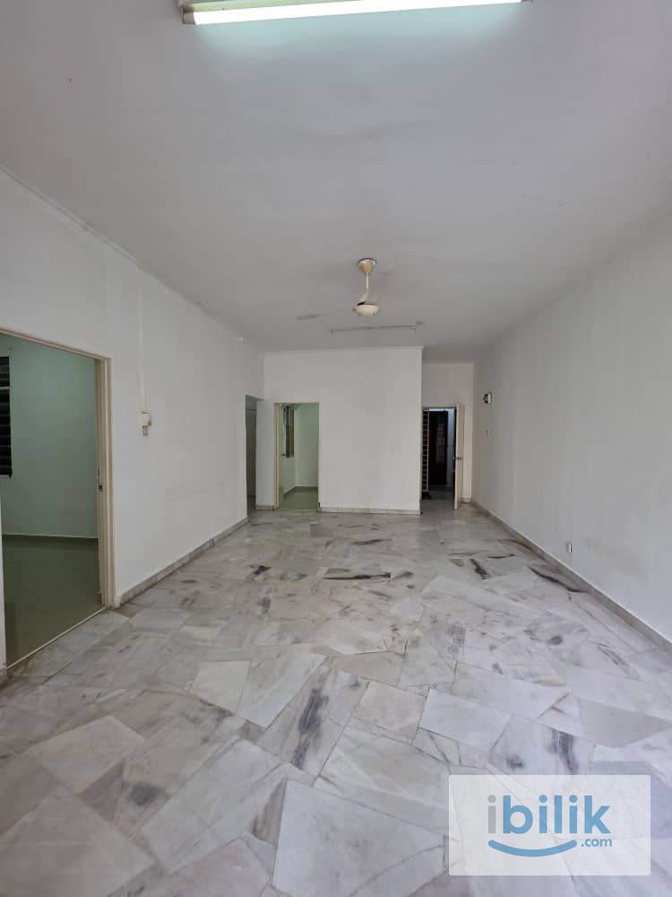 Prime Location Apartment For Rent At Bandar Sunway - Image 1