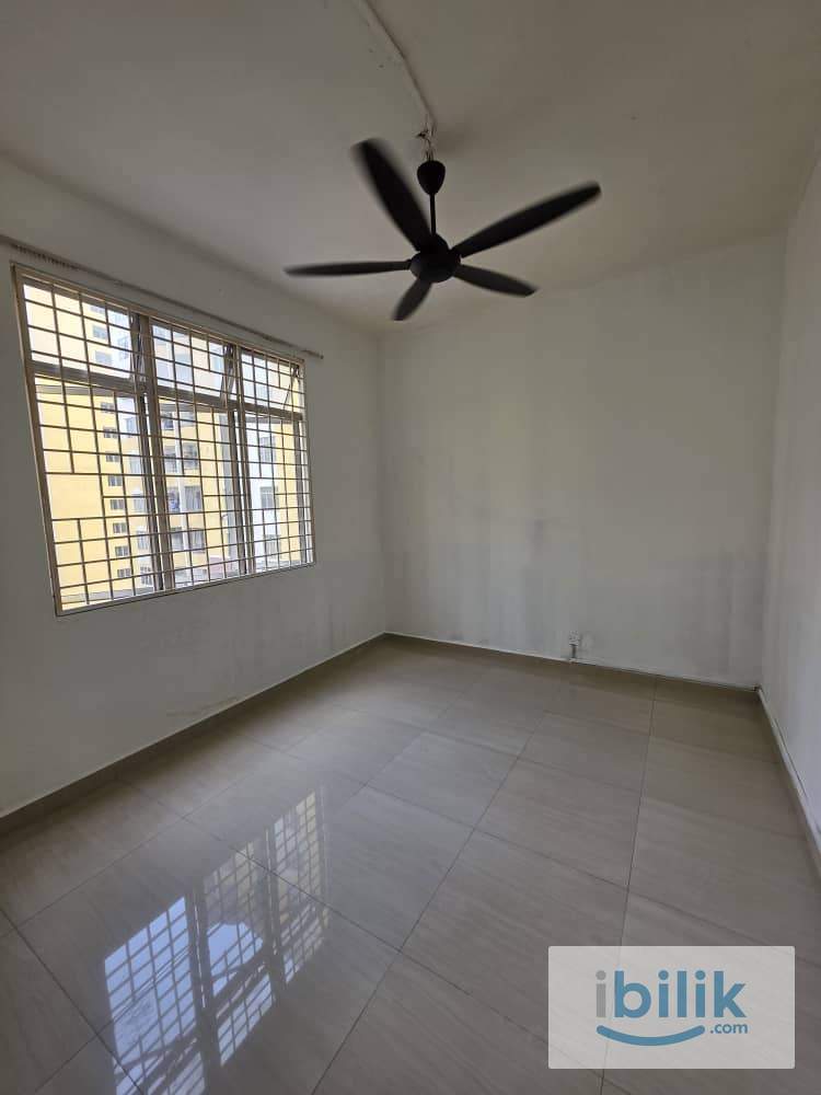 Prime Location Apartment For Rent At Bandar Sunway - Image 2