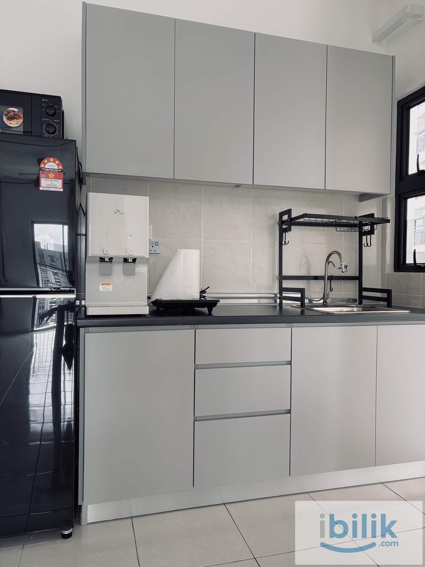 Fully Furnished Non Sharing Medium Bedroom - Image 4