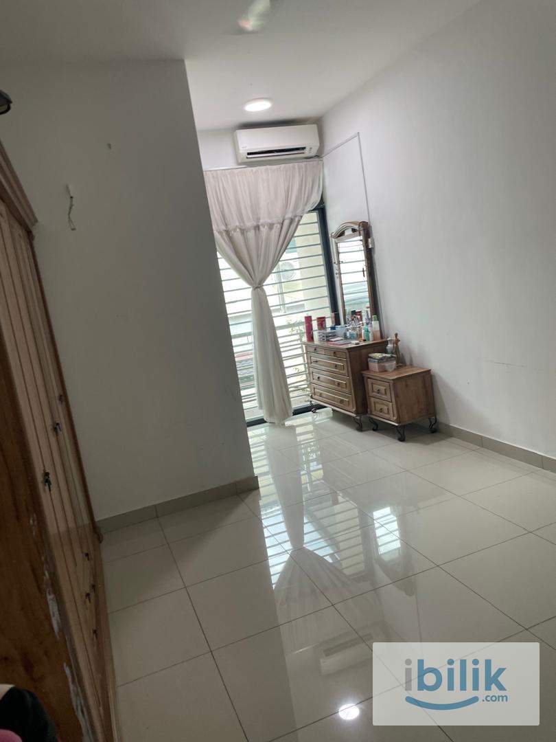 Medium room  - Image 1