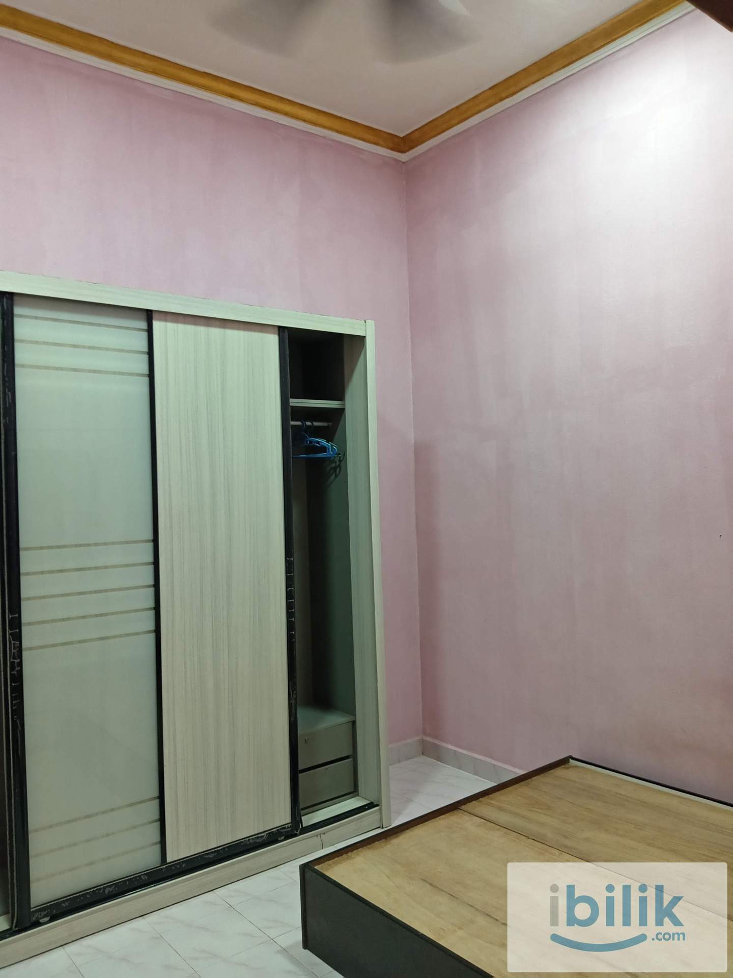 Rooms for rental Taman Perling - Image 3