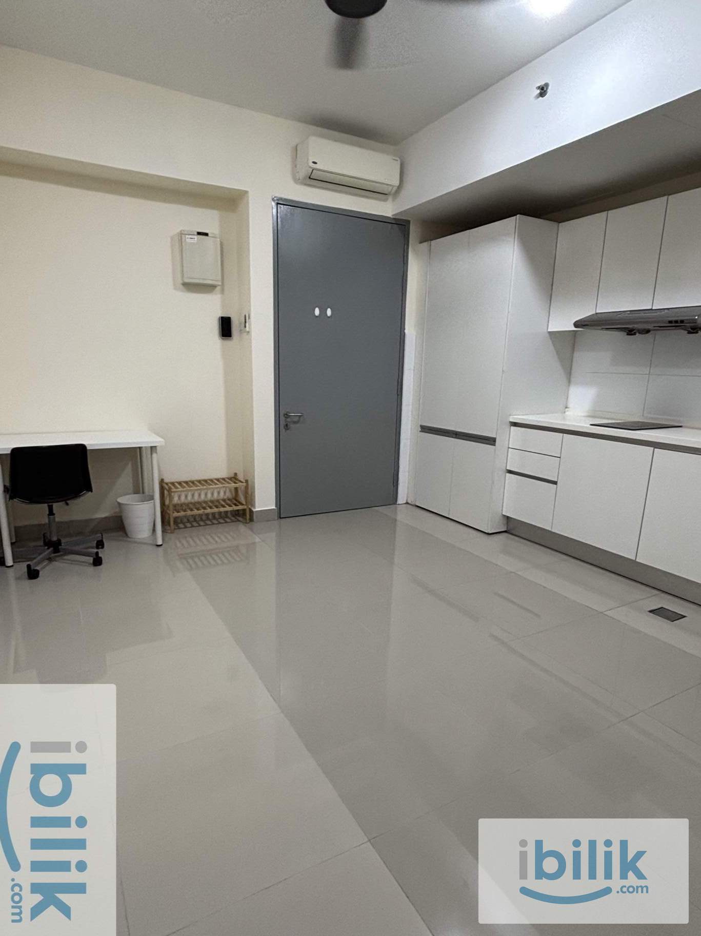 Cozy 452 sqft Service Apartment at Suria Jelutong for Rent - Image 6