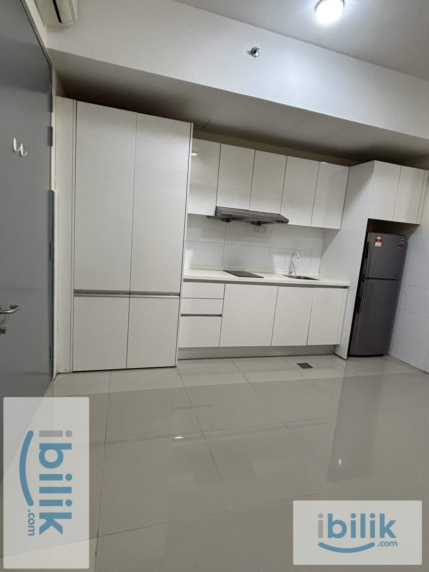 Cozy 452 sqft Service Apartment at Suria Jelutong for Rent - Image 7