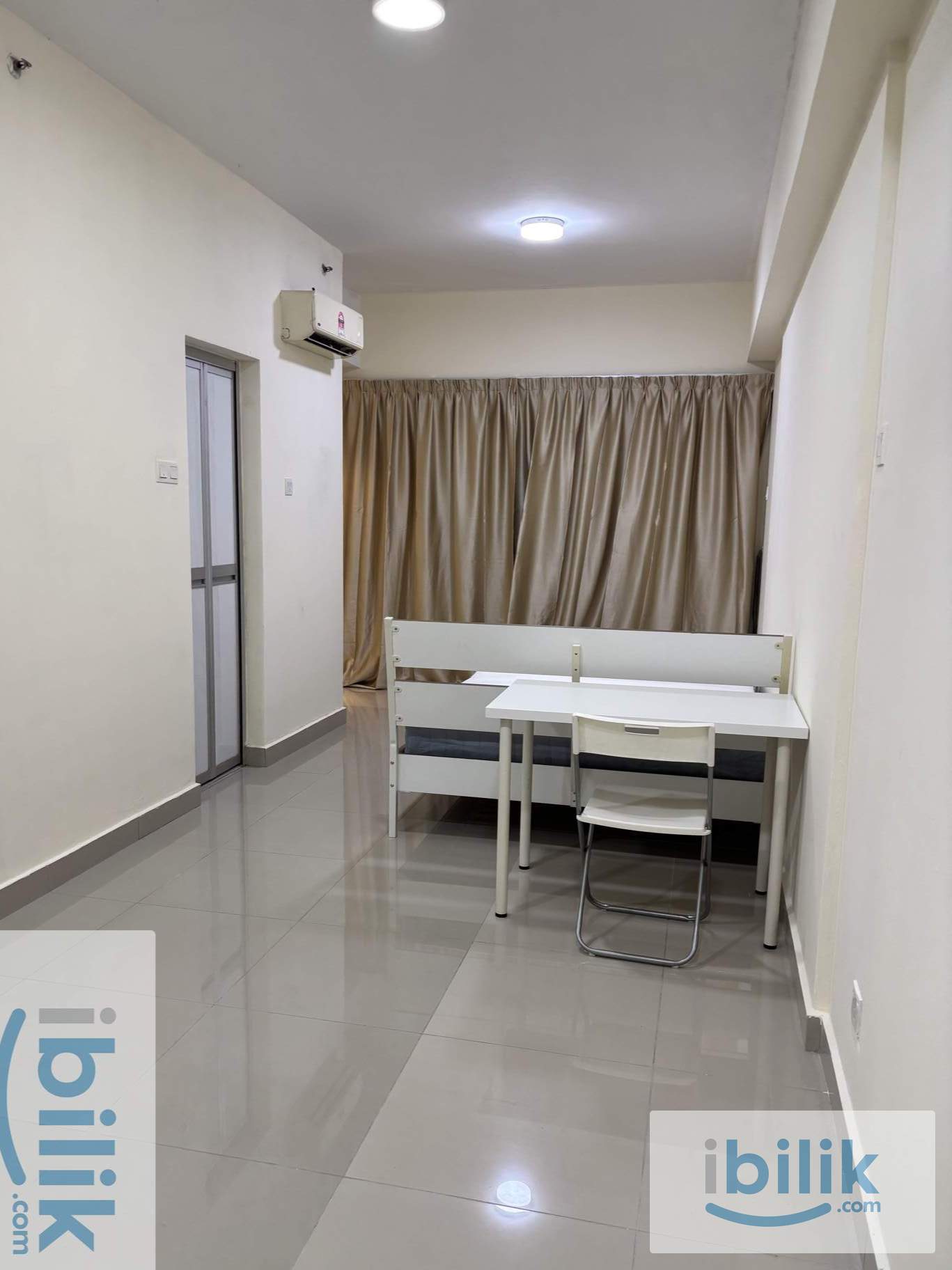 Cozy 452 sqft Service Apartment at Suria Jelutong for Rent - Image 5