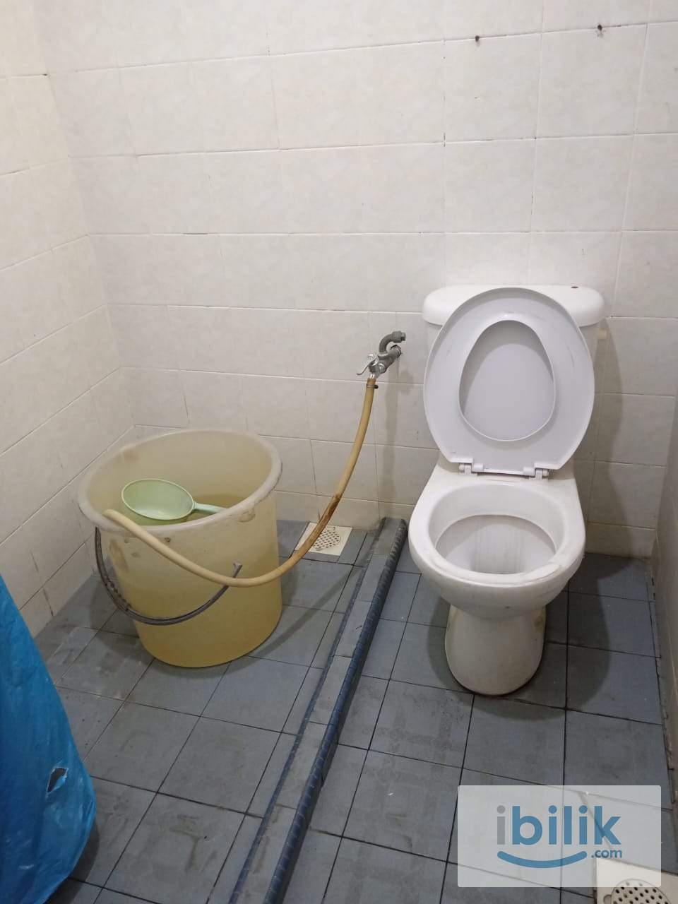 Selayang Bungalow room for rent - Image 4