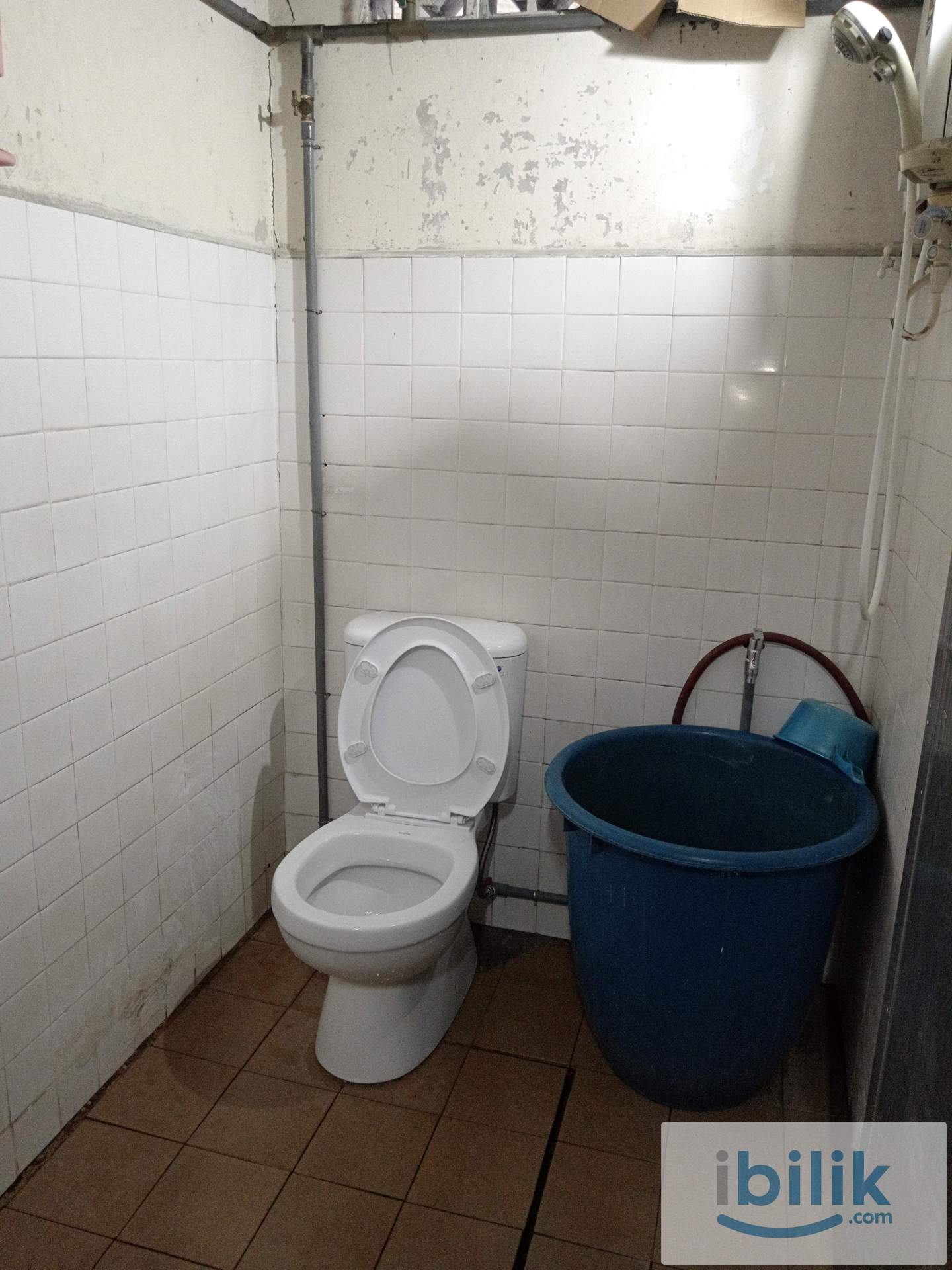 Selayang Bungalow room for rent - Image 6