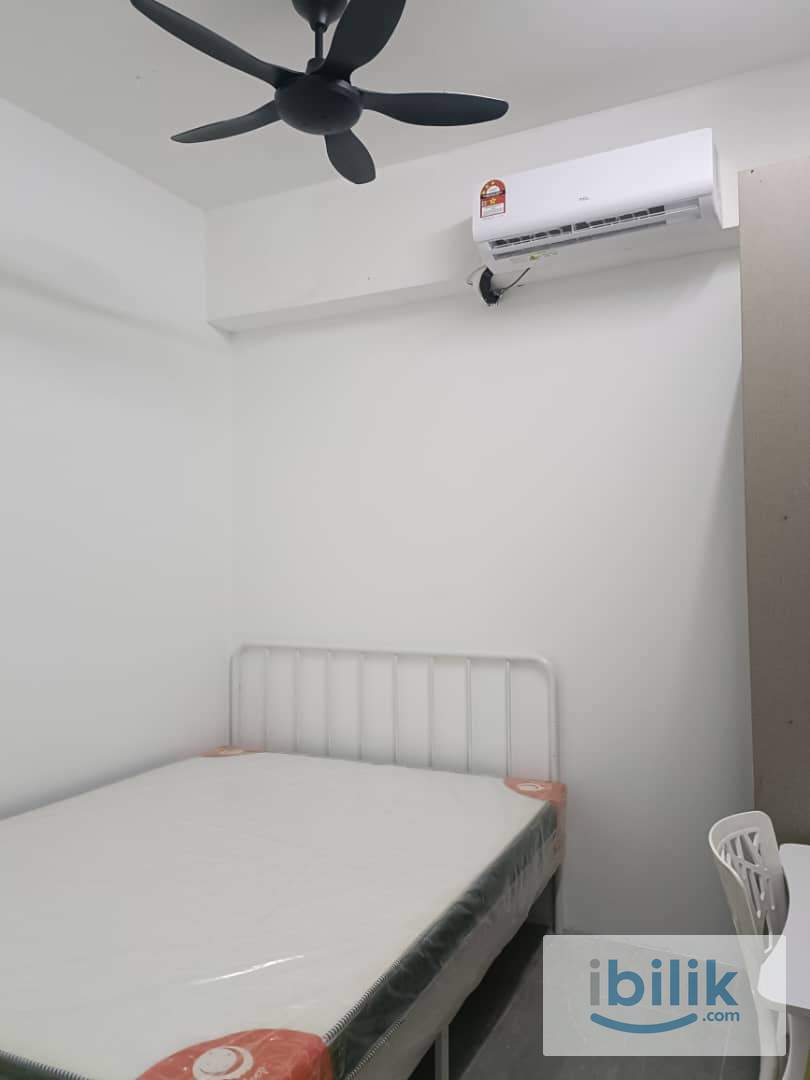Middle Room  - Image 1