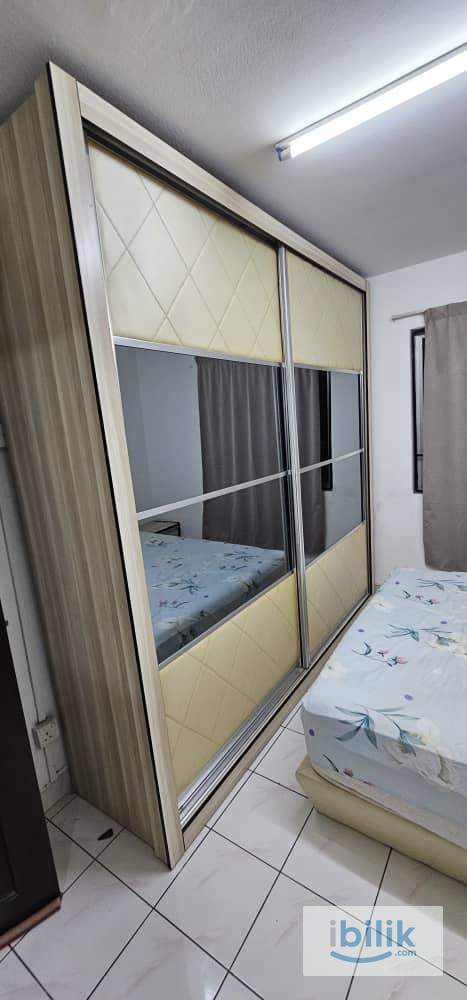 Master bedroom  - Image 2