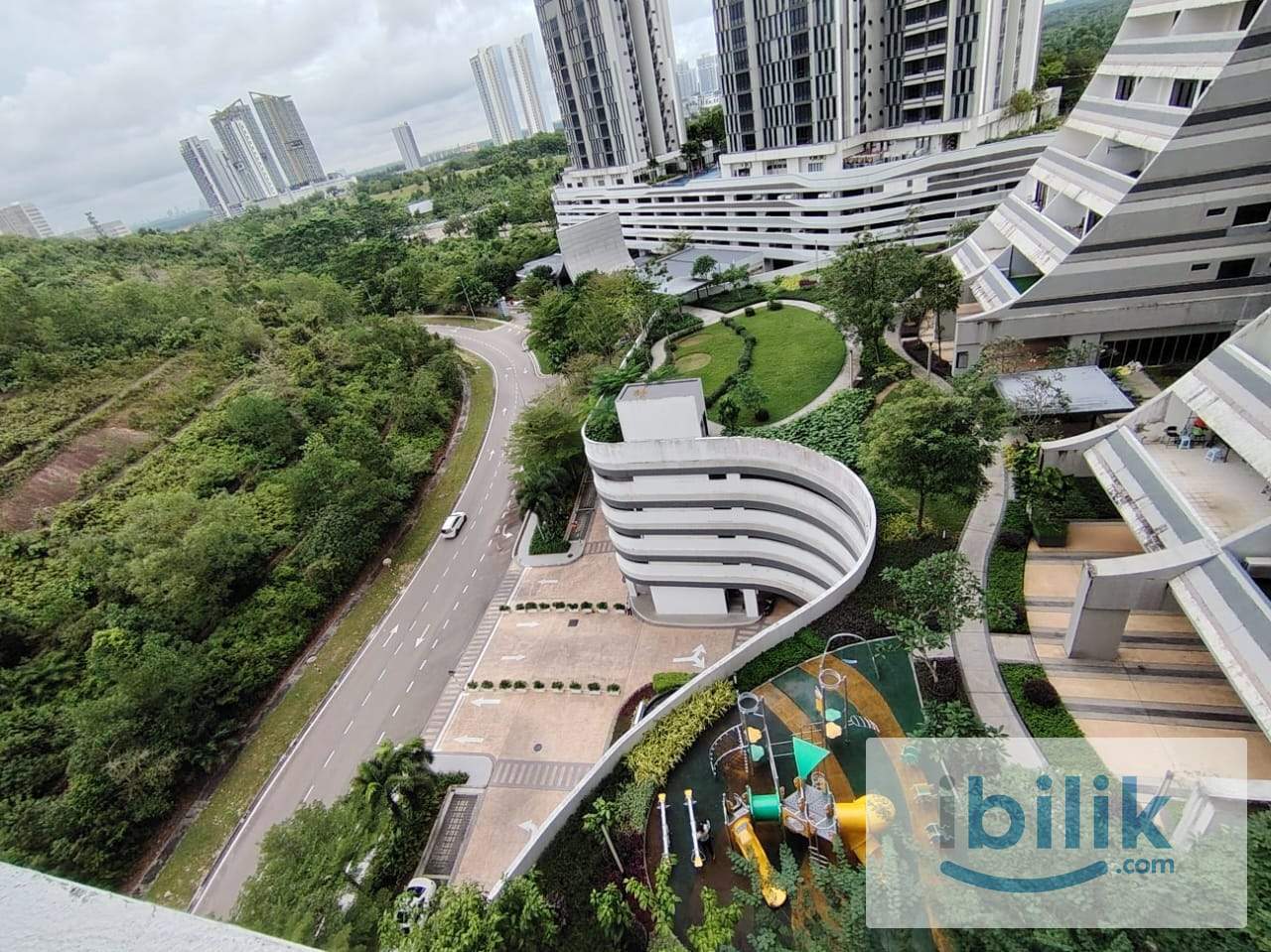 2 bedroom apartment  - Image 4