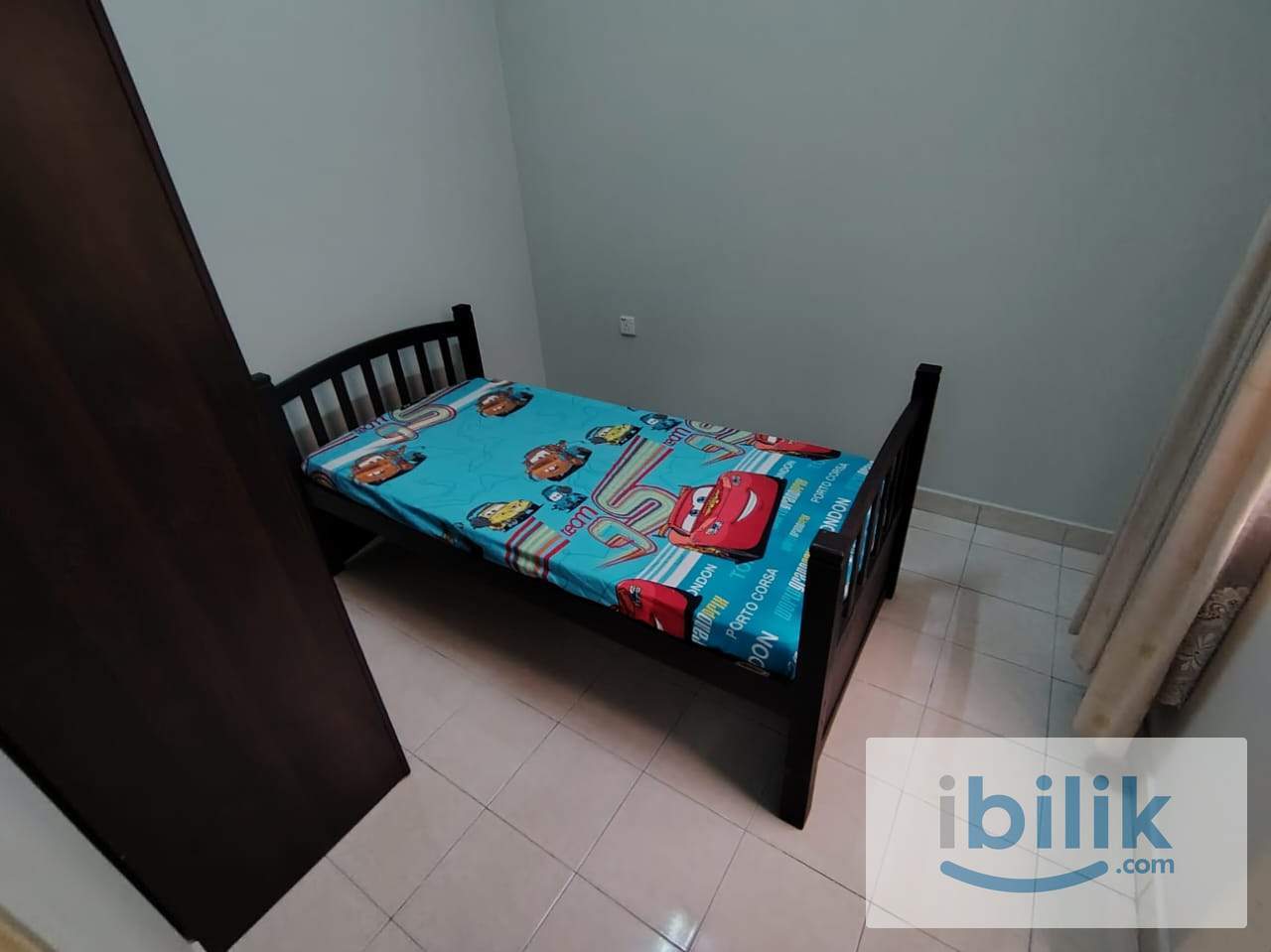 Room with toilet Idaman 6 gate and guarded security  - Image 9