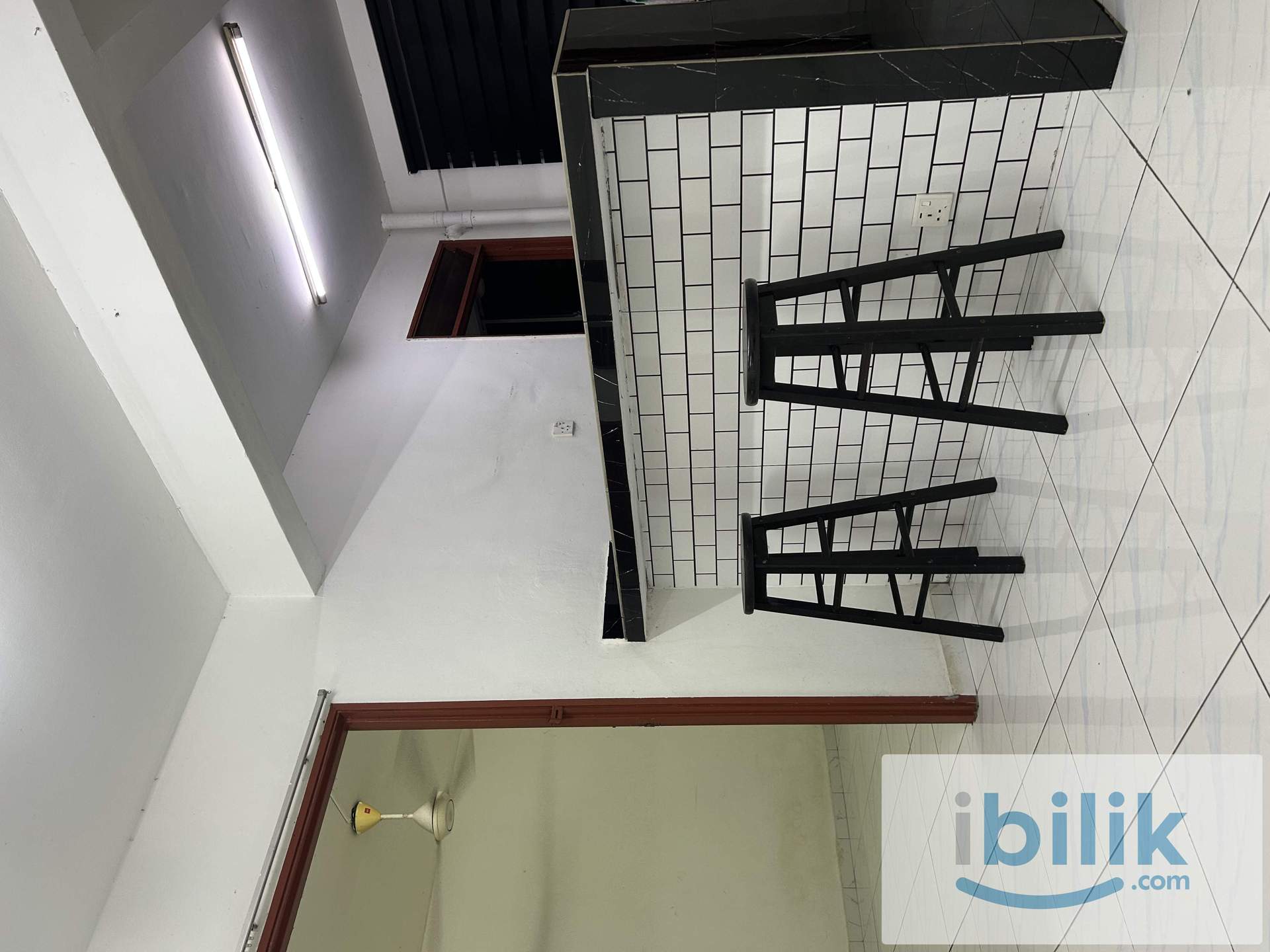 One unit house-606 sqft - Image 4