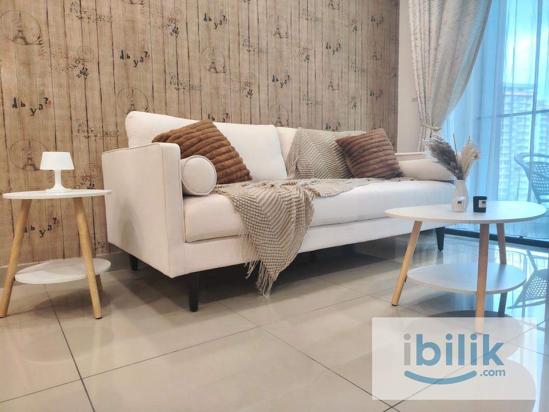 Master Room at LakePark Residence, Selayang - Image 2