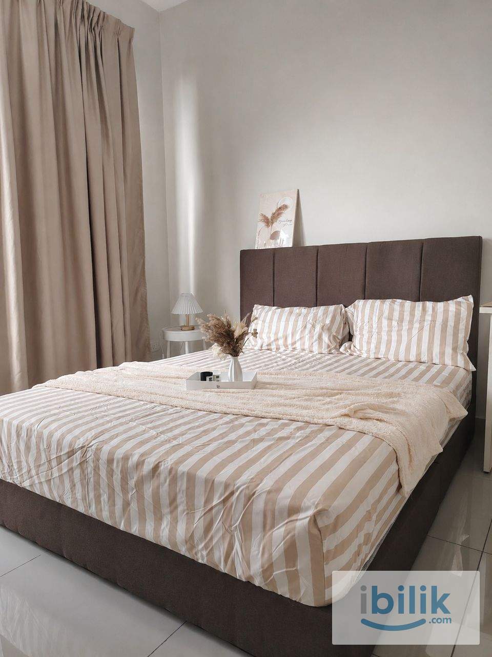 Master Room at LakePark Residence, Selayang - Image 4