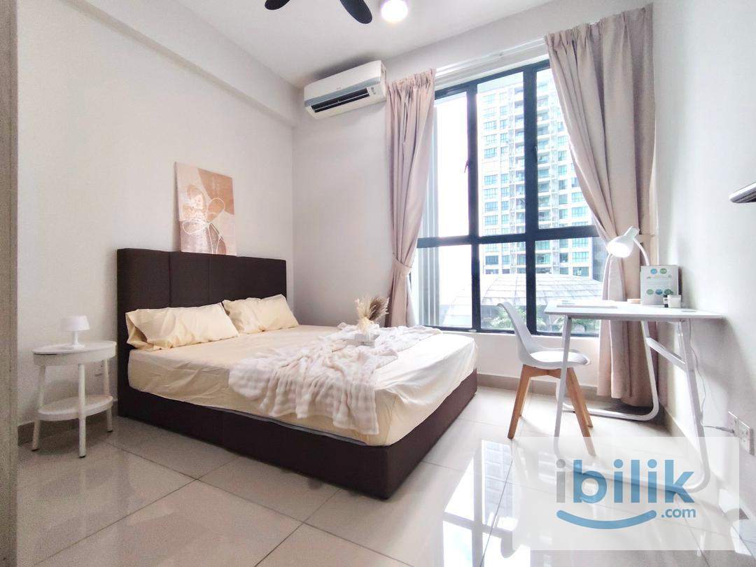 Middle Room 1 at LakePark Residence, Selayang - Image 5