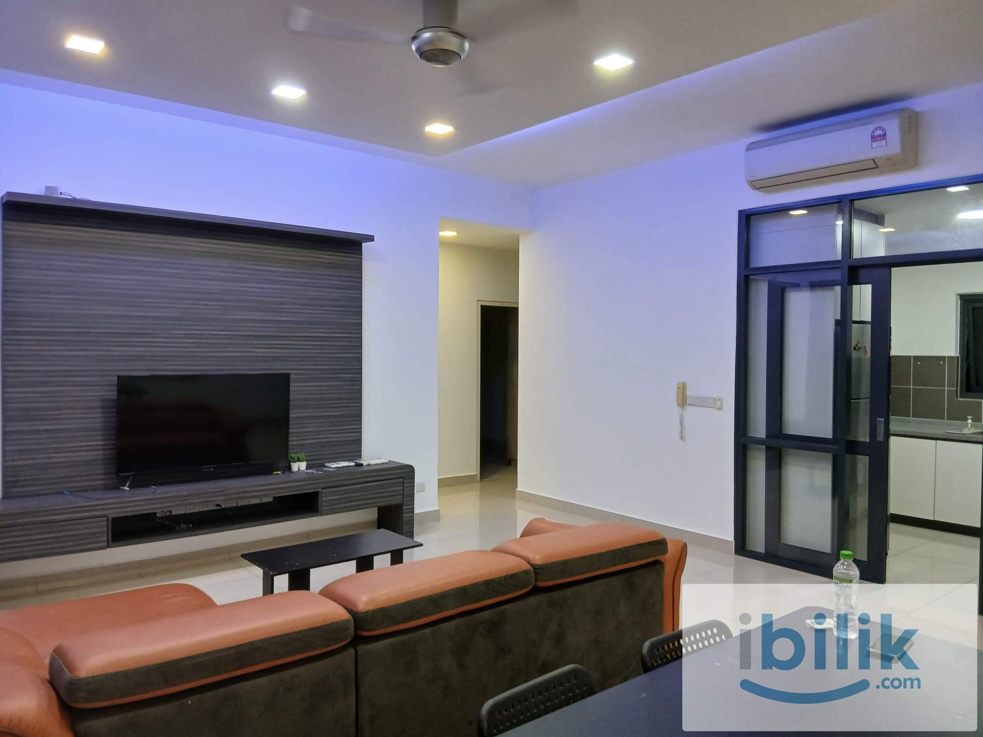Lakeville Spacious Master Suite | Fully Furnished | Move-in Ready - Image 4