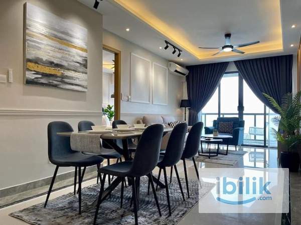 Beautiful Master Room in R&F Princess Cove  - Image 4