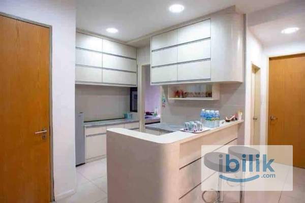 Amazing Master Room in Lido Four Seasons, KK - Image 2