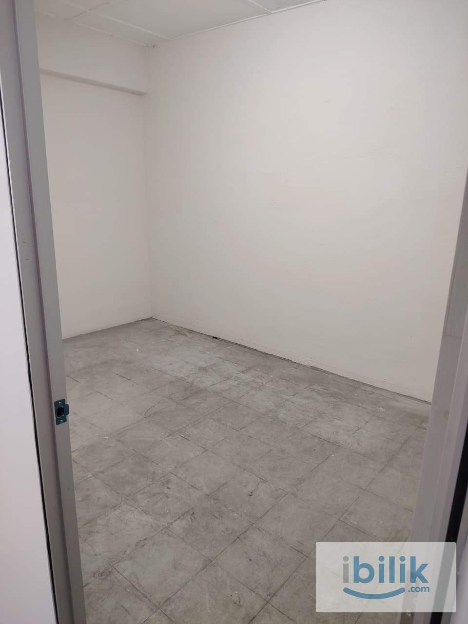 Room at Bukit Mertajam Town - Image 5