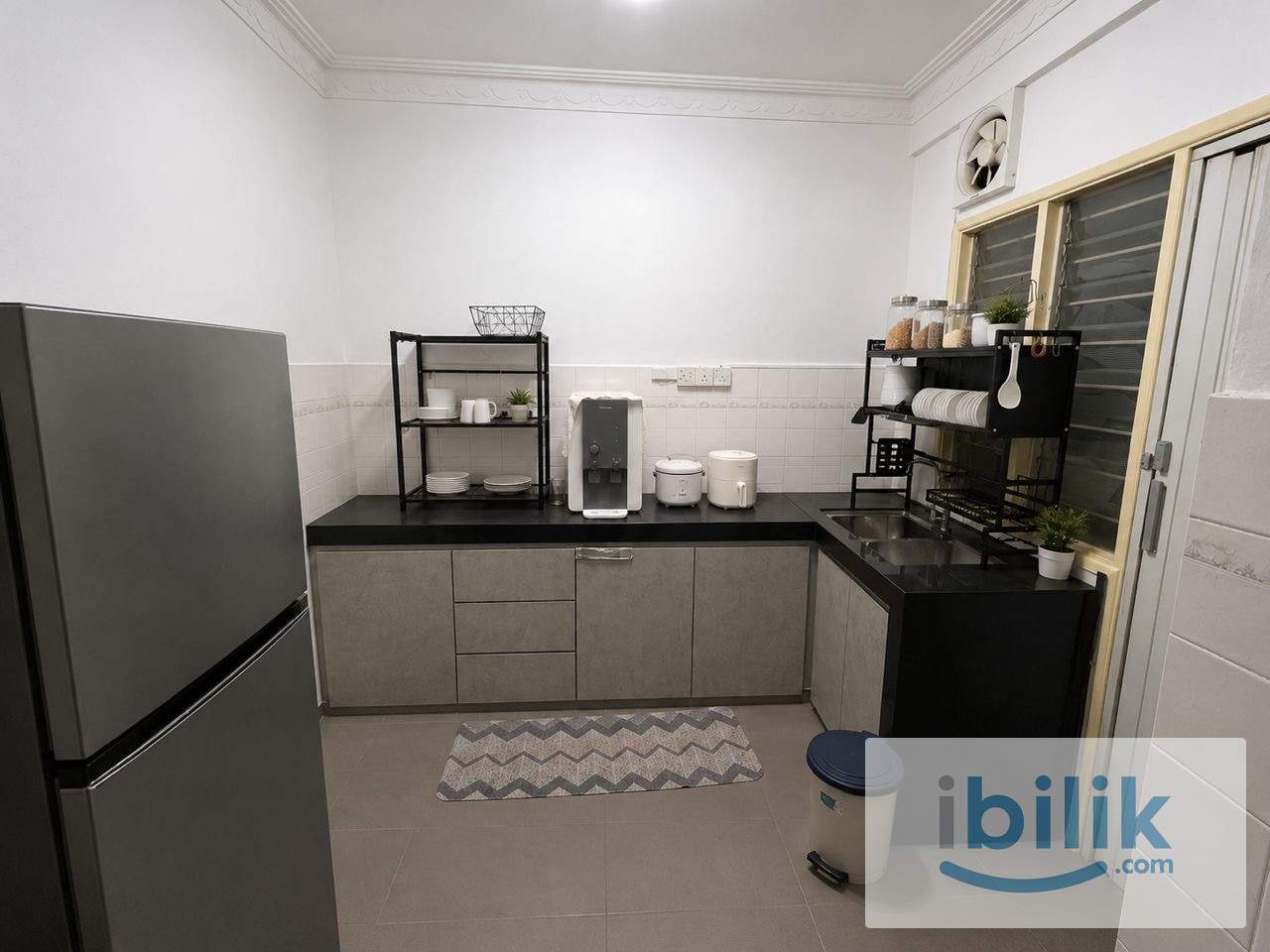  RM650 Room @ BK3 | Internet, Washing Machine, Pool & Coway - Image 3