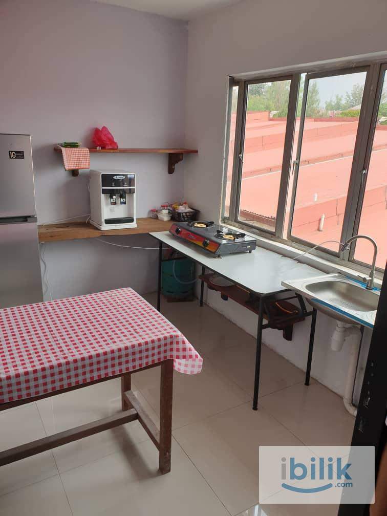 Single Room at Bukit Rahman Putra, Beside SB MALL Sungai Buloh with Utility Internet RM 420 - Image 3