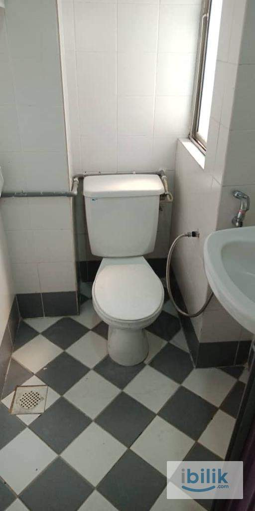 Single Room at Bukit Rahman Putra, Beside SB MALL Sungai Buloh with Utility Internet RM 420 - Image 7
