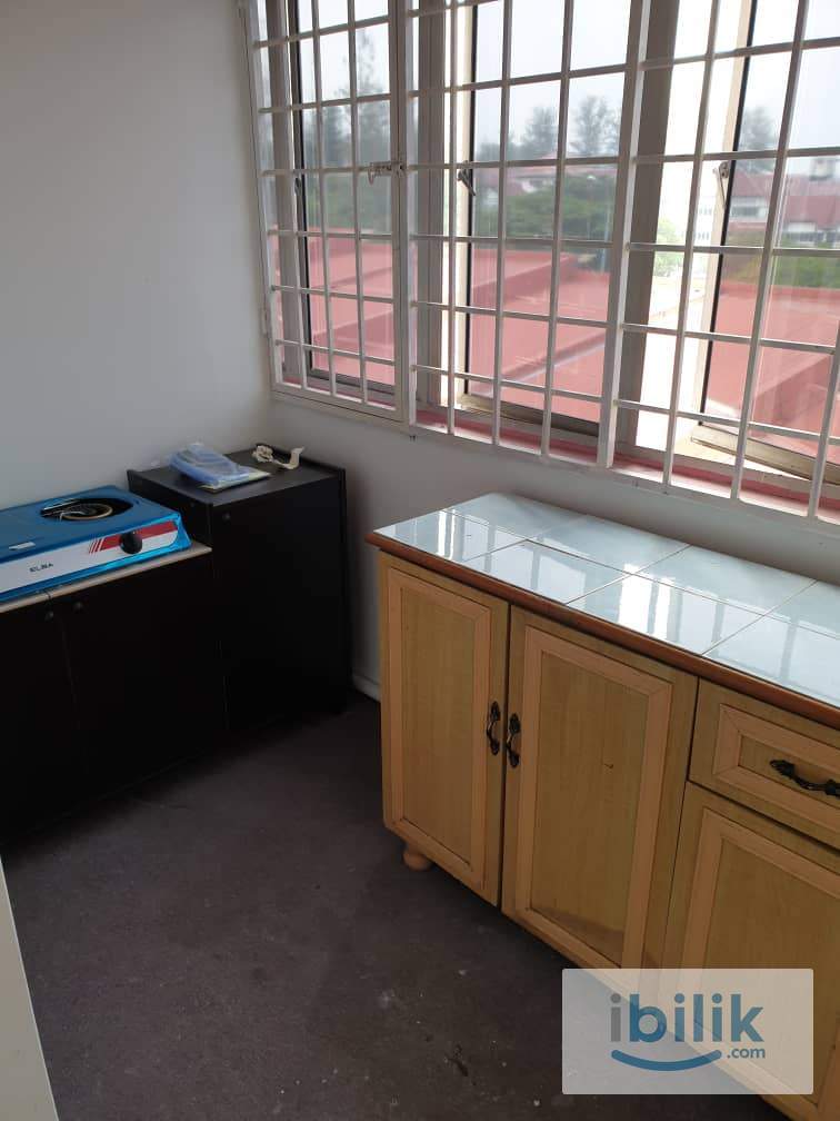 Single Room at Bukit Rahman Putra, Beside SB MALL Sungai Buloh with Utility Internet RM 420 - Image 6