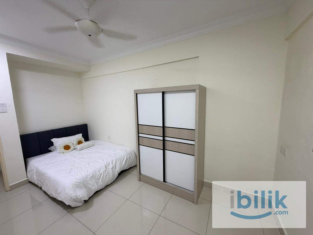 Taman Seri Sari Master Bedroom For Rent ! - Image 3