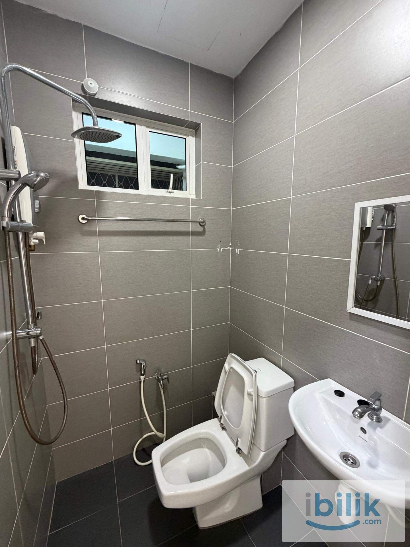Taman Seri Sari Balcony Room For Rent ! - Image 3
