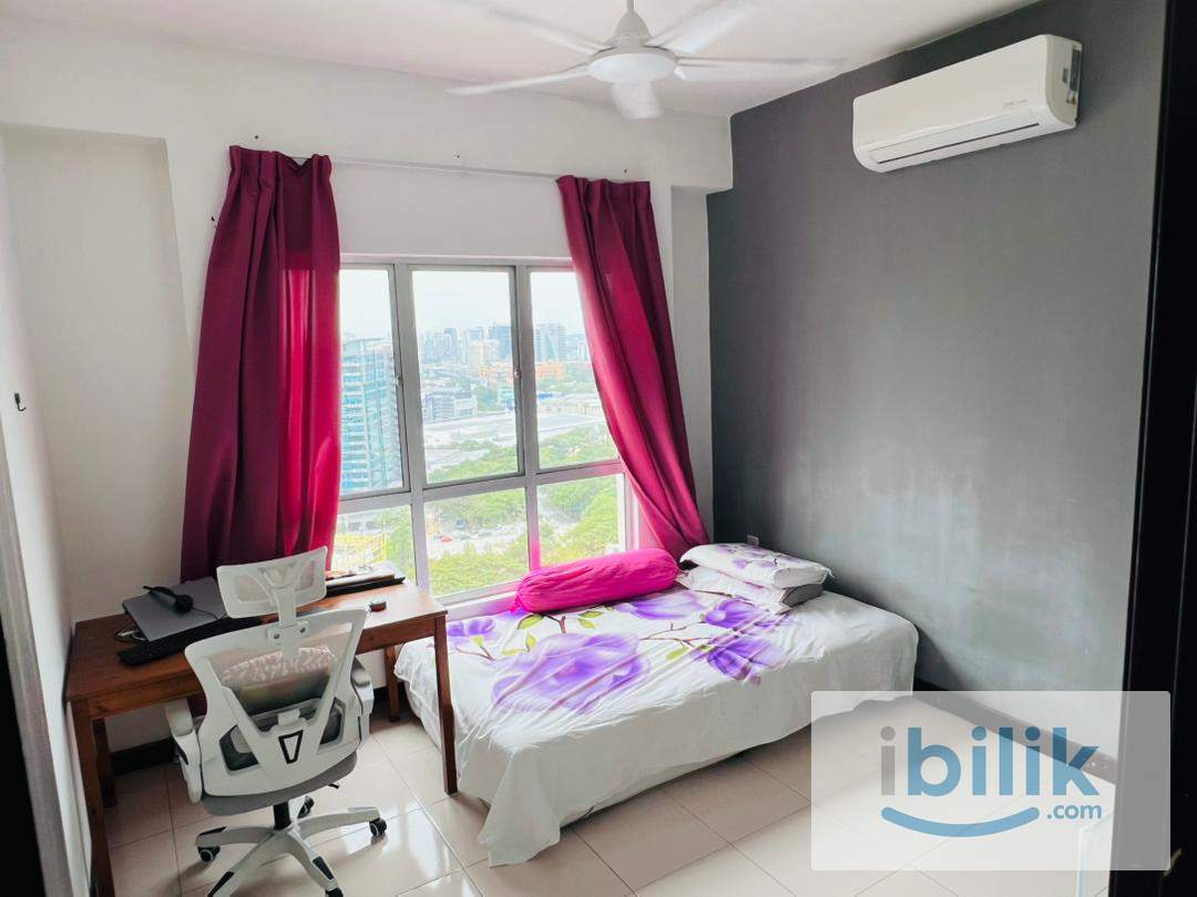 Big Middle Room at Metropolitan Square Condo, Damansara Perdaana - Image 7