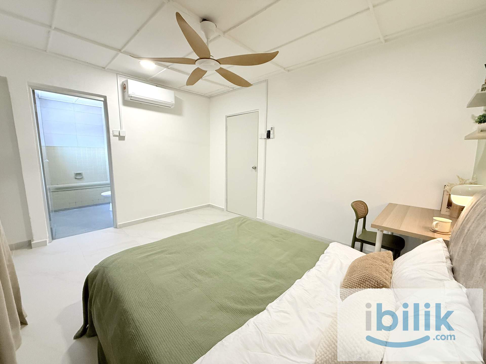🏡 NEWLY FURNISHED MASTER ROOM WITH IMMEDIATE MOVE IN TO STAY 😍 MIX GENDER UNIT 🛏️ - Image 8