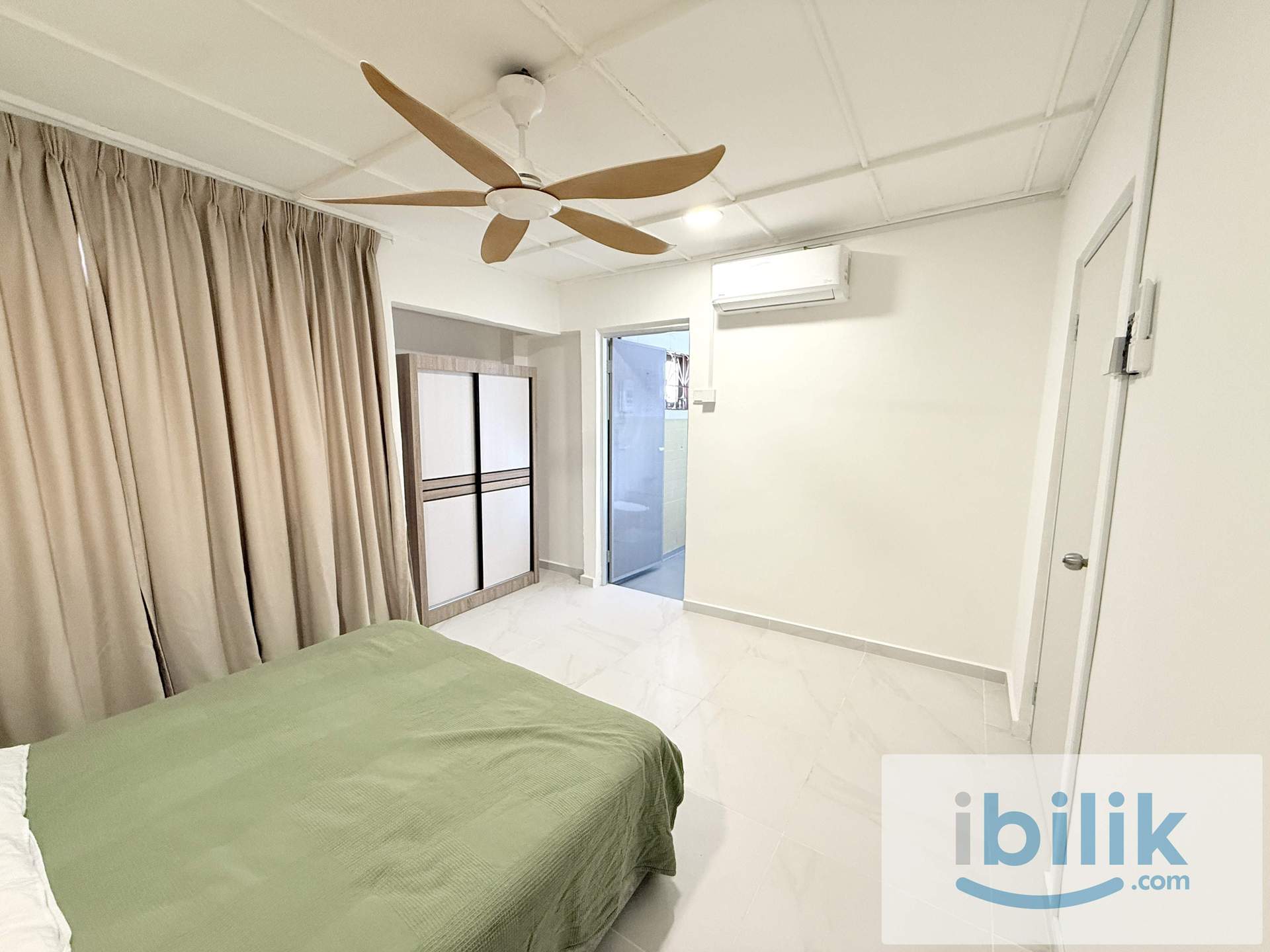 🏡 NEWLY FURNISHED MASTER ROOM WITH IMMEDIATE MOVE IN TO STAY 😍 MIX GENDER UNIT 🛏️ - Image 9