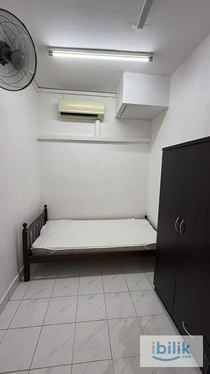 PJS 7 Landed House! ~5mins Walking distance to Taylor University Single Room with Aircond Rent - Image 3