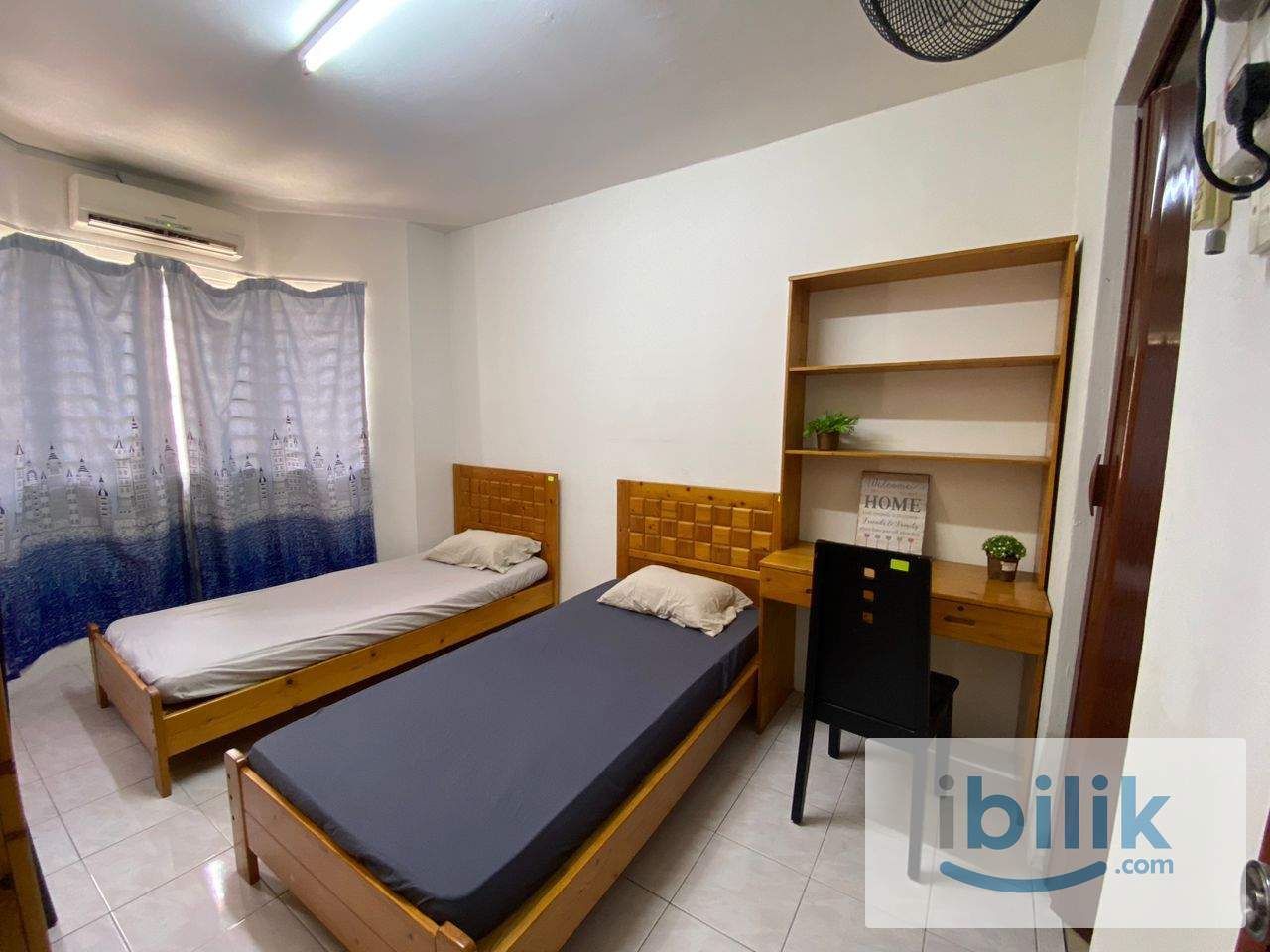 🏙️ Prime Area Room | Near University & Mall - Image 1