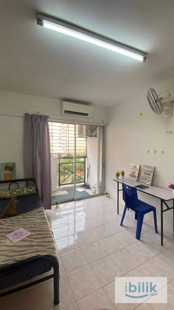 🏙️ Prime Area Room | Near University & Mall - Image 8