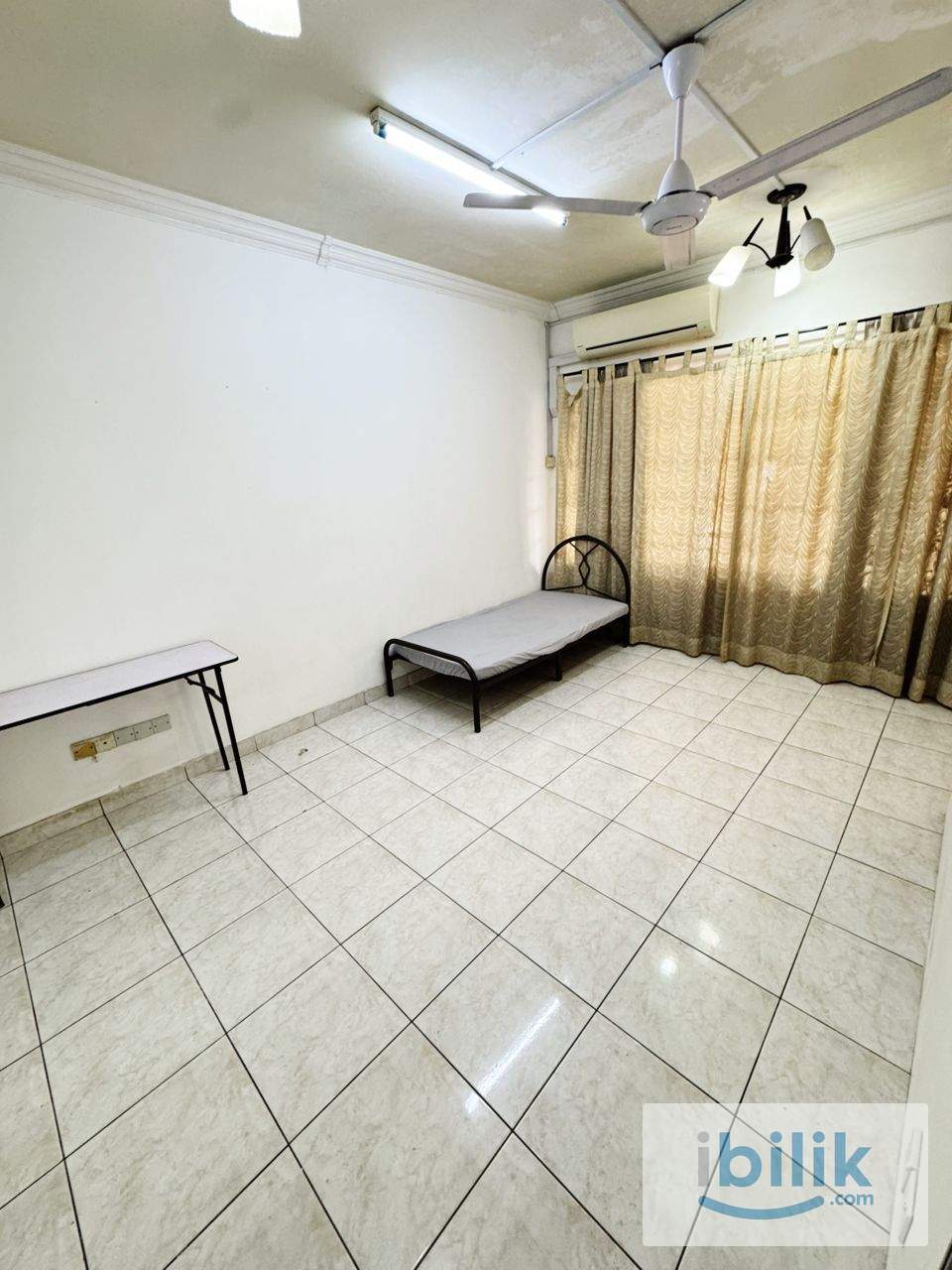 AVAILABLE Room in Bandar Utama - Image 1