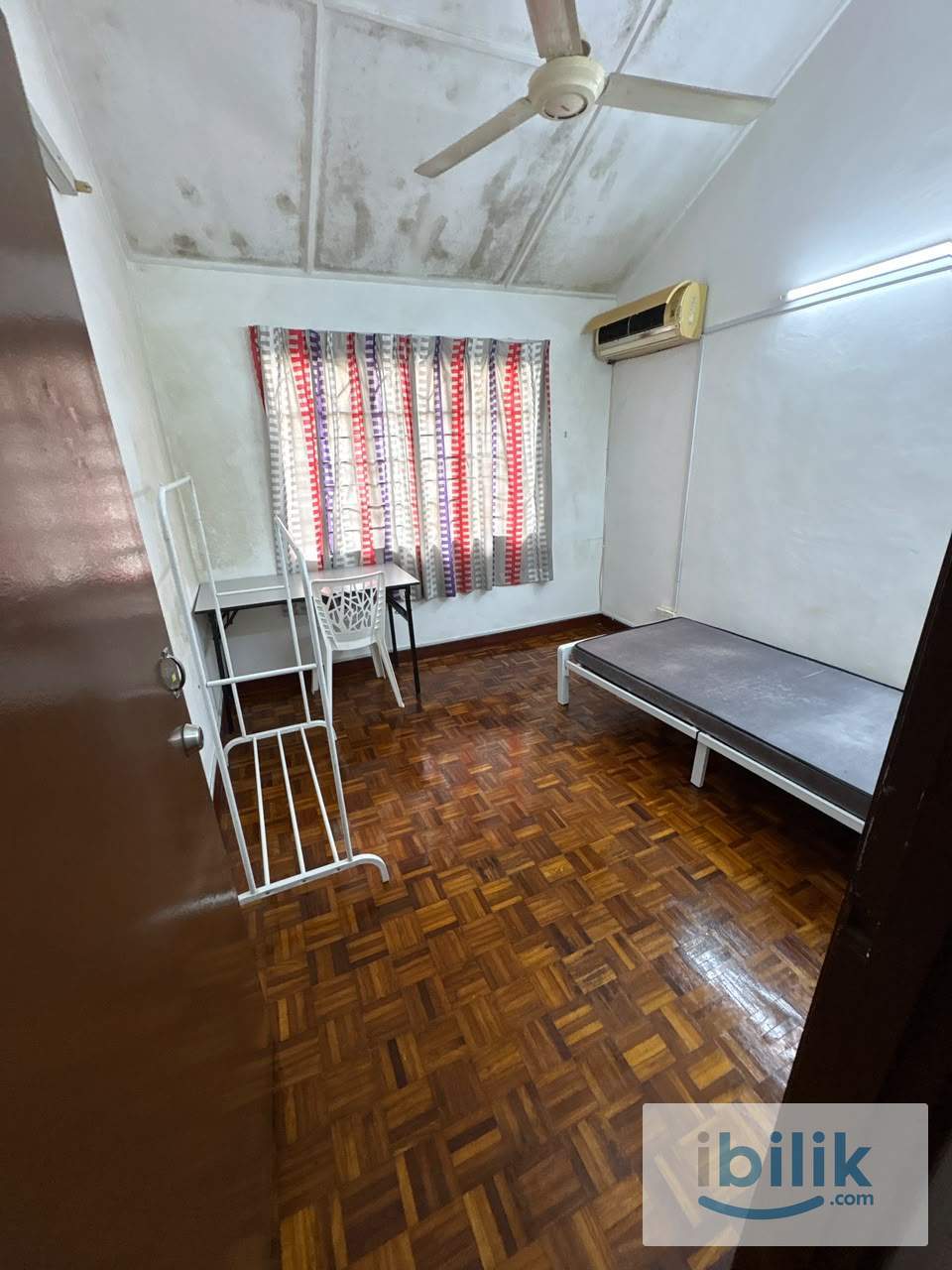 🔥 USJ  Medium Room 🏠 | Near Da Men Mall 🛍️ | 🚗 Easy Access to SS15, Sunway & PJ - Image 1