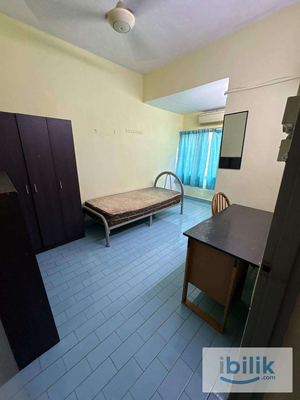 Walking Distance to LRT SS15 🛌 Room For Rent @ Subang Jaya with Free WiFi 📱 - Image 1