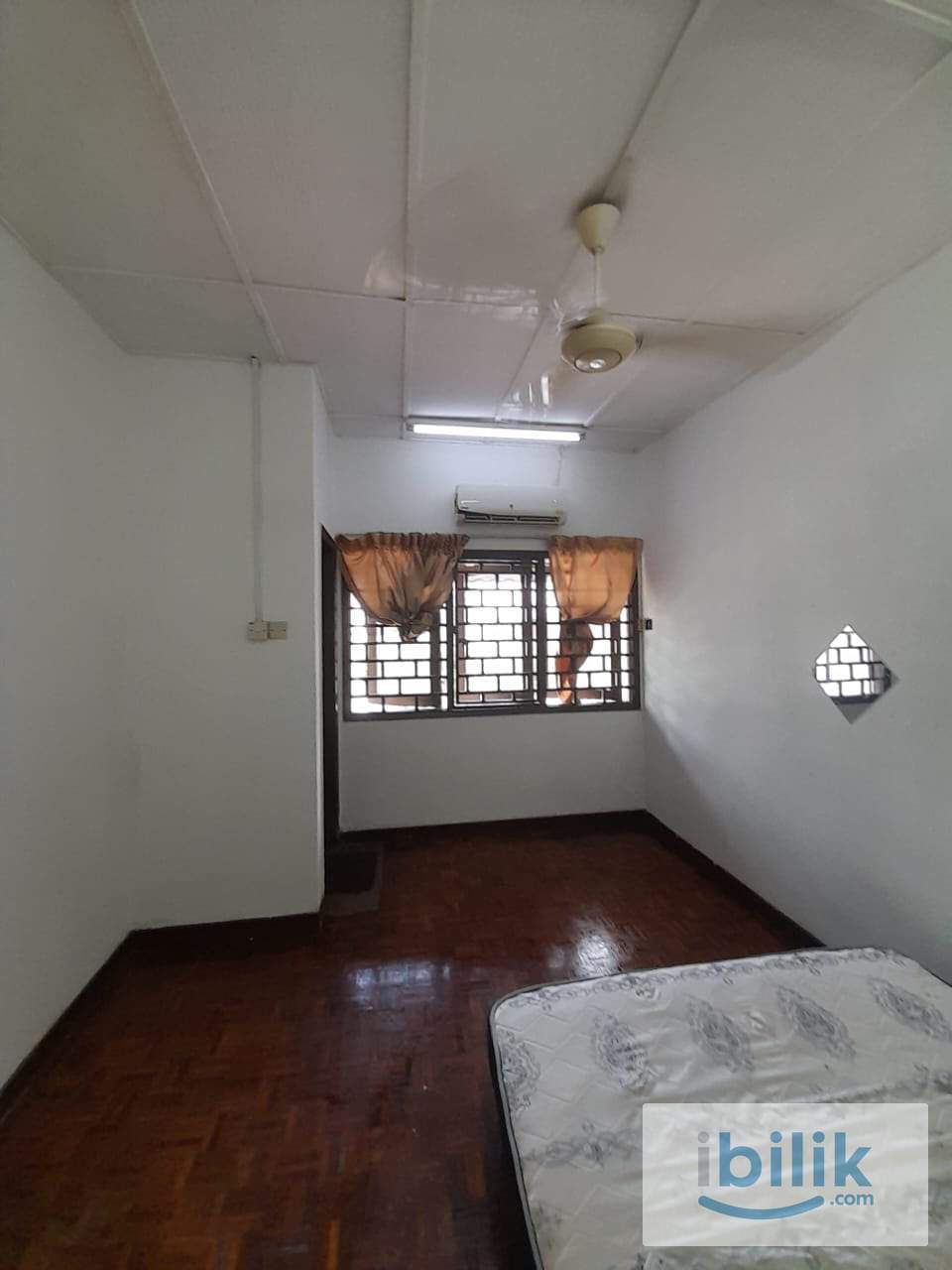 🏡 Single Room Furnished Terrace House @ Taman Bukit Desa, KL - Image 2