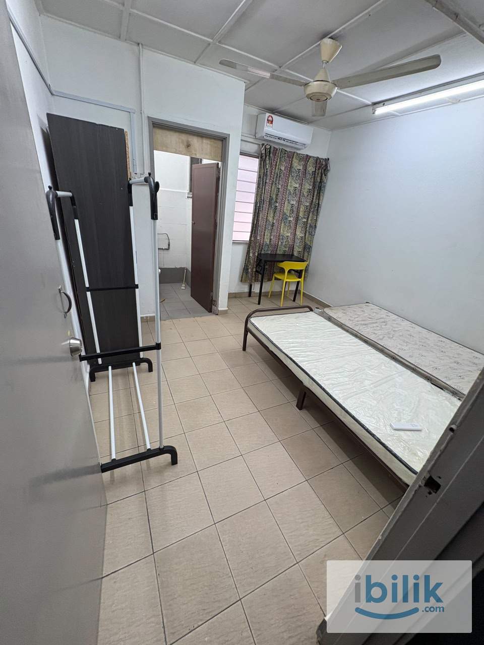 Walking Distance to LRT SS15 🛌 Room For Rent @ Subang Jaya with Free WiFi 📱 - Image 1
