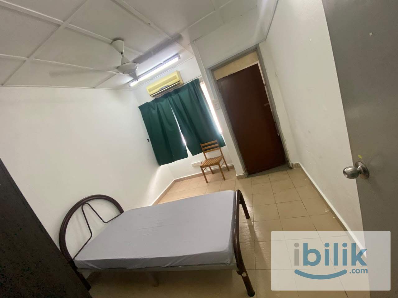 Walking Distance to LRT SS15 🛌 Room For Rent @ Subang Jaya with Free WiFi 📱 - Image 1