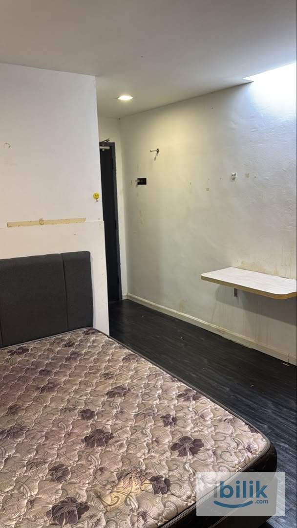 🛏️ fully furnished room designed for comfort & convenience - Image 3