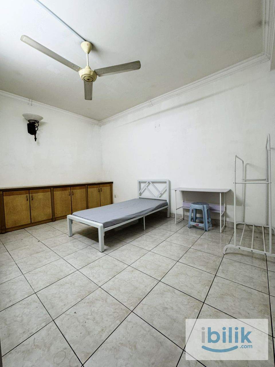 Big Single Room @ Bandar Utama 10 Landed Property Fully Furnished ROOM FOR RENT! - Image 2