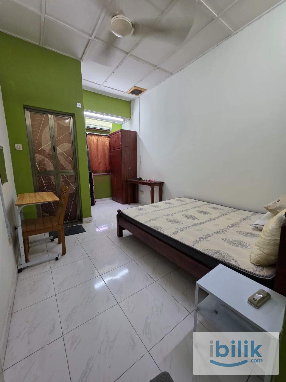 RM630 Aircond Medium Room @ Taman Putra Indah Serdang Jaya Fully Furnished - Image 2